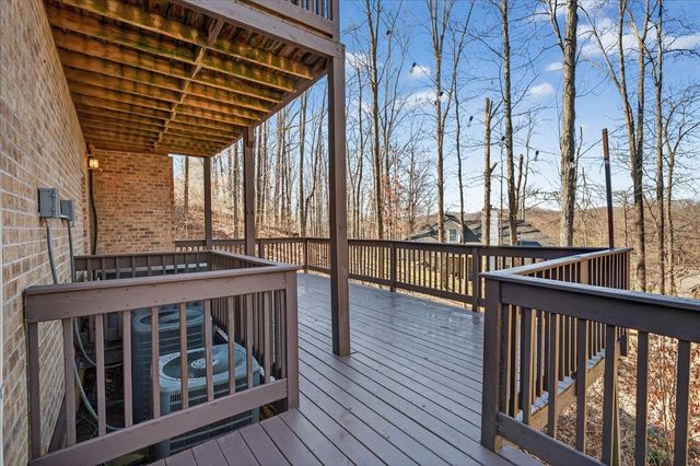 110 S High Ridge Dr, Goodlettsville, TN 37072