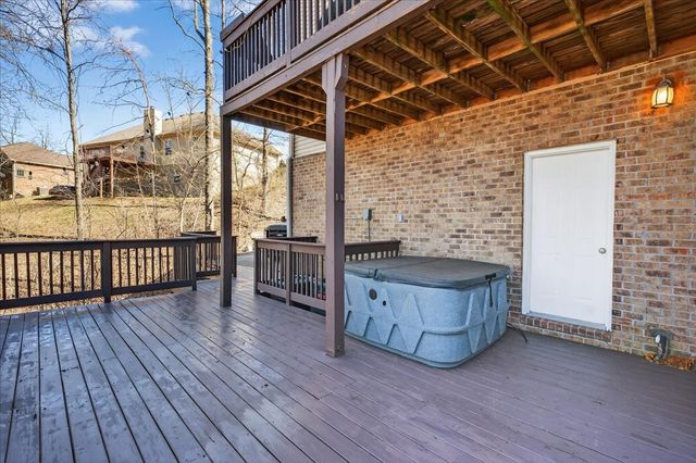 110 S High Ridge Dr, Goodlettsville, TN 37072