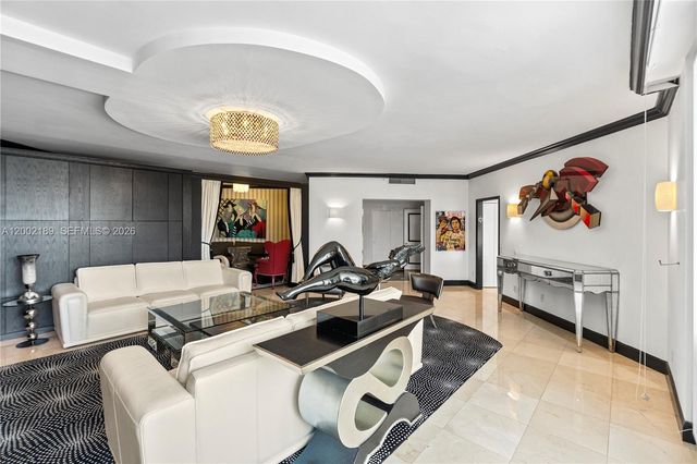 21050 Point Place 403, Aventura, FL 33180