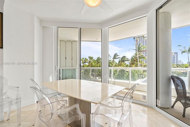 21050 Point Place 403, Aventura, FL 33180