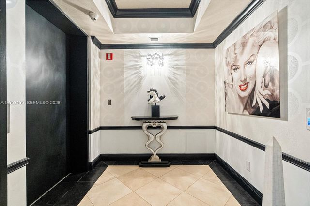 21050 Point Place 403, Aventura, FL 33180