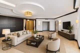 21050 Point Place 403, Aventura, FL 33180