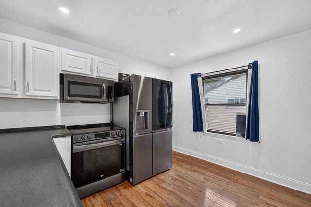 4643 S Logan AVENUE, Milwaukee, WI 53207