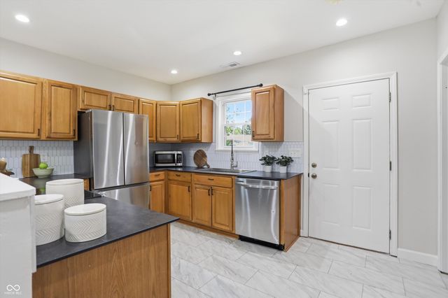 2038 E 12th Street, Indianapolis, IN 46201