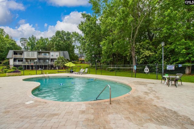 301 Harbor Heights Drive 17D, Lexington, SC 29072