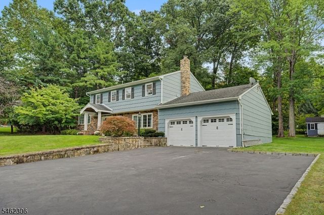 6 Peppermill Ct, Randolph Twp., NJ 07869
