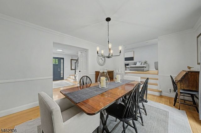 6 Peppermill Ct, Randolph Twp., NJ 07869