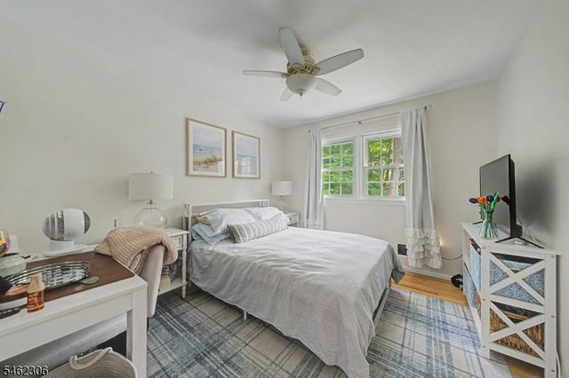 6 Peppermill Ct, Randolph Twp., NJ 07869