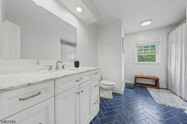 6 Peppermill Ct, Randolph Twp., NJ 07869