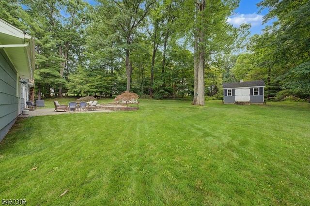 6 Peppermill Ct, Randolph Twp., NJ 07869
