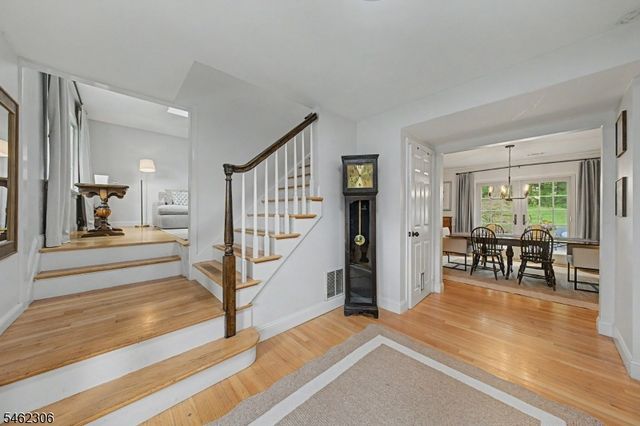 6 Peppermill Ct, Randolph Twp., NJ 07869