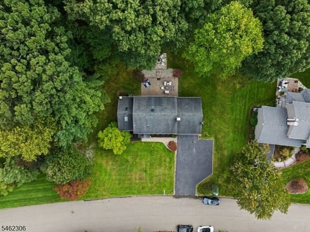 6 Peppermill Ct, Randolph Twp., NJ 07869