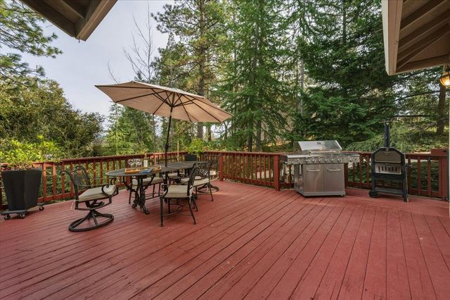 16041 John Way, Grass Valley, CA 95949