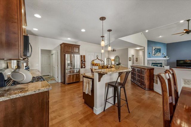 16041 John Way, Grass Valley, CA 95949