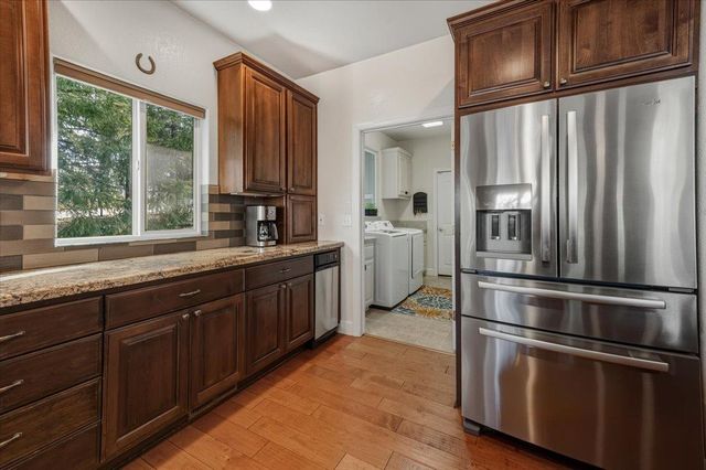 16041 John Way, Grass Valley, CA 95949