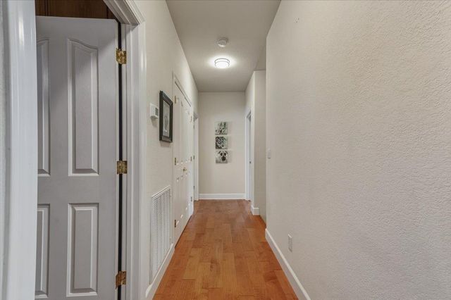 16041 John Way, Grass Valley, CA 95949