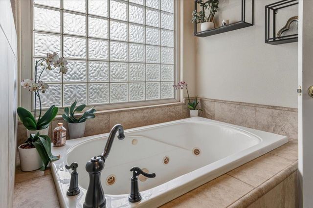 16041 John Way, Grass Valley, CA 95949