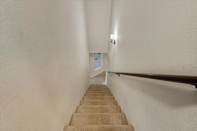 16041 John Way, Grass Valley, CA 95949