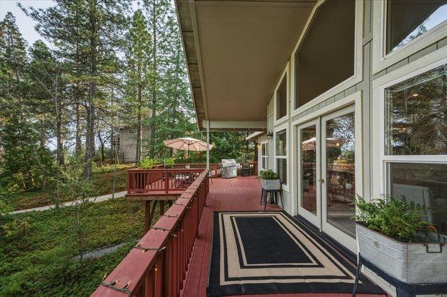 16041 John Way, Grass Valley, CA 95949