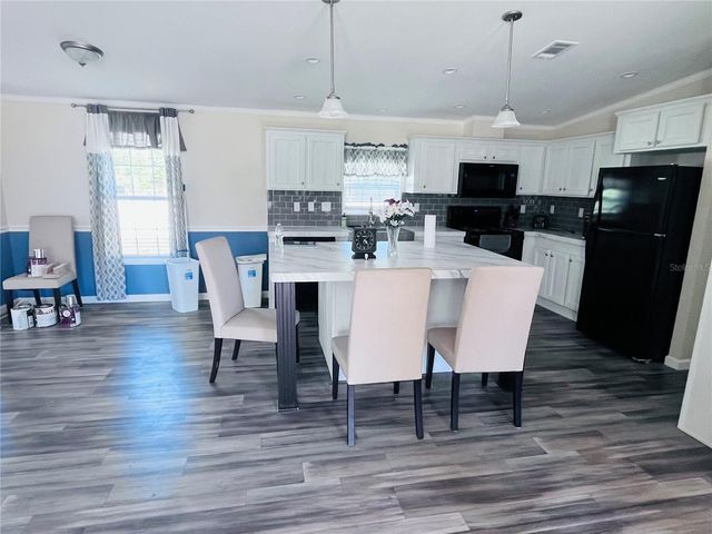 27020 BLOOMFIELD AVE, Yalaha, FL 34797