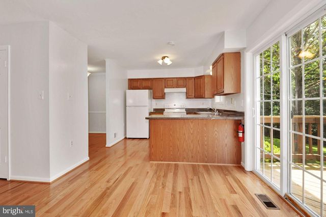 11951 SENTINEL POINT CT, Reston, VA 20191