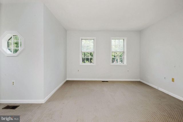 11951 SENTINEL POINT CT, Reston, VA 20191