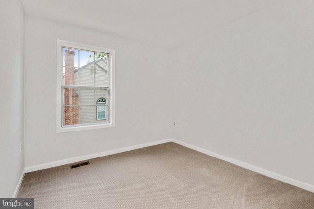 11951 SENTINEL POINT CT, Reston, VA 20191
