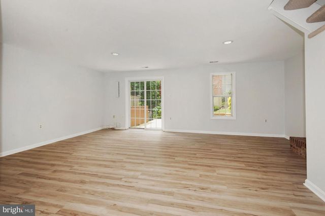 11951 SENTINEL POINT CT, Reston, VA 20191