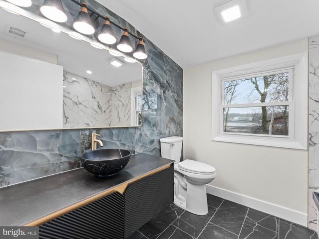 50 TWEEDSTONE LN, Willingboro, NJ 08046