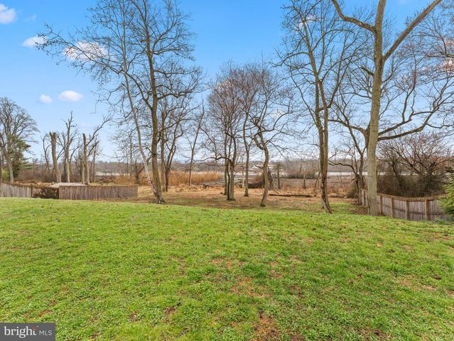 50 TWEEDSTONE LN, Willingboro, NJ 08046