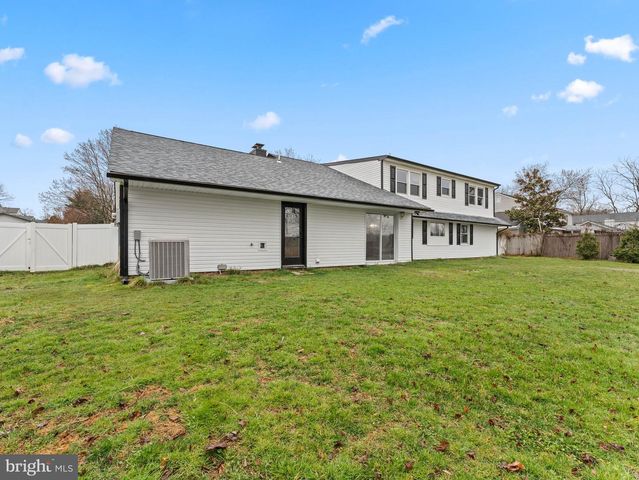 50 TWEEDSTONE LN, Willingboro, NJ 08046