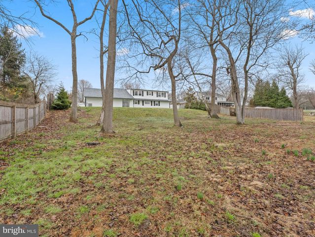 50 TWEEDSTONE LN, Willingboro, NJ 08046