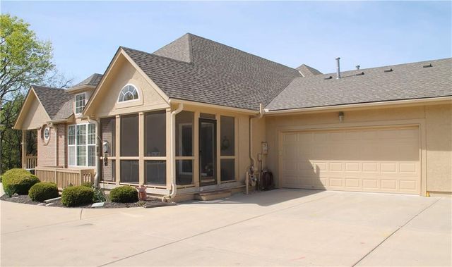 14270 W 151st Terrace 302, Olathe, KS 66062