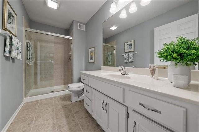 14270 W 151st Terrace 302, Olathe, KS 66062