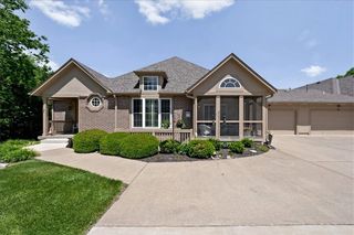 14270 W 151st Terrace 302, Olathe, KS 66062