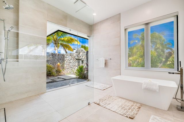 16 Kumu Niu Pl Unit B, Lahaina, HI 96761