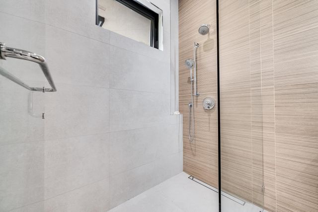 16 Kumu Niu Pl Unit B, Lahaina, HI 96761