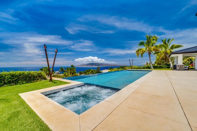 16 Kumu Niu Pl Unit B, Lahaina, HI 96761