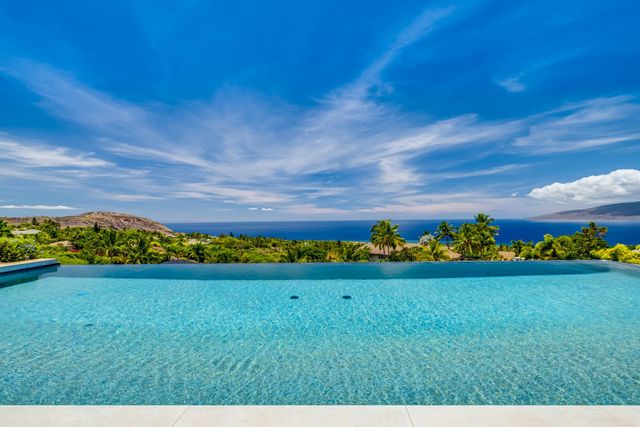 16 Kumu Niu Pl Unit B, Lahaina, HI 96761