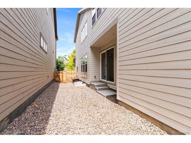 10537 Oncilla Ln, Lone Tree, CO 80124