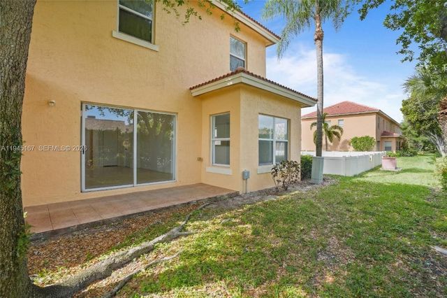 501 Talia Circle, Palm Springs, FL 33461