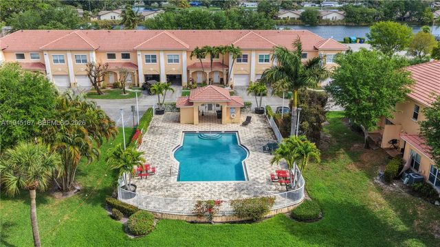501 Talia Circle, Palm Springs, FL 33461