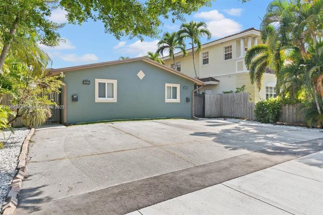 1408 NE 24th St, Wilton Manors, FL 33305