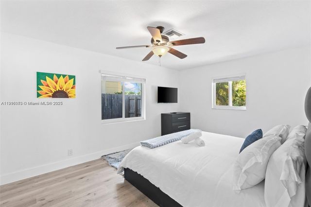 1408 NE 24th St, Wilton Manors, FL 33305