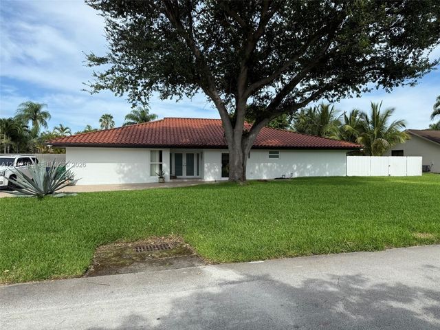 13461 SW 98th Place 13461, Miami, FL 33176