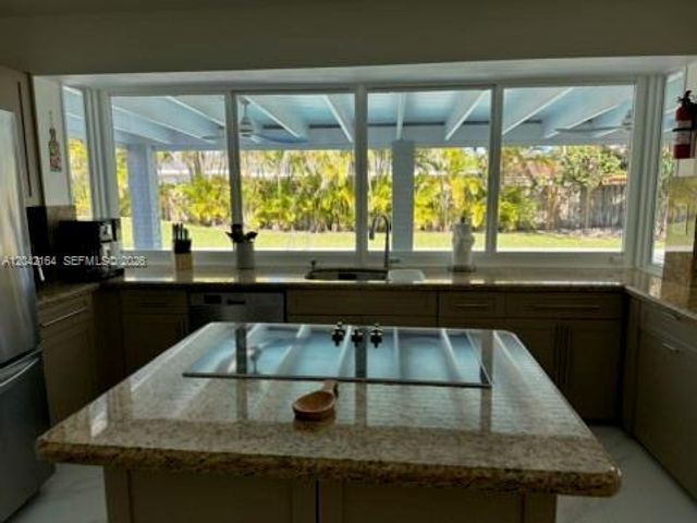 13461 SW 98th Place 13461, Miami, FL 33176