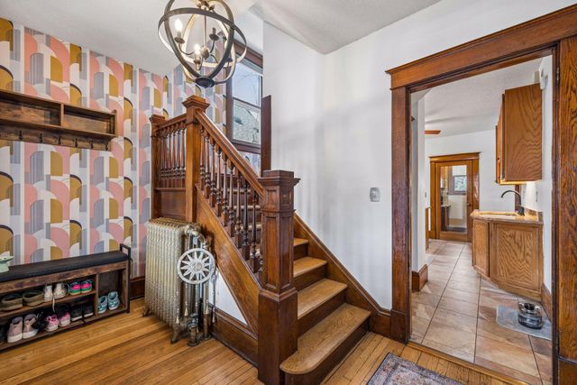 1307 Seminary Avenue, Saint Paul, MN 55104