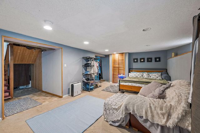 1307 Seminary Avenue, Saint Paul, MN 55104