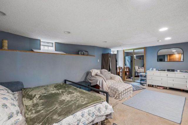 1307 Seminary Avenue, Saint Paul, MN 55104