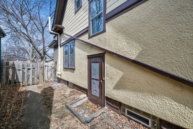 1307 Seminary Avenue, Saint Paul, MN 55104